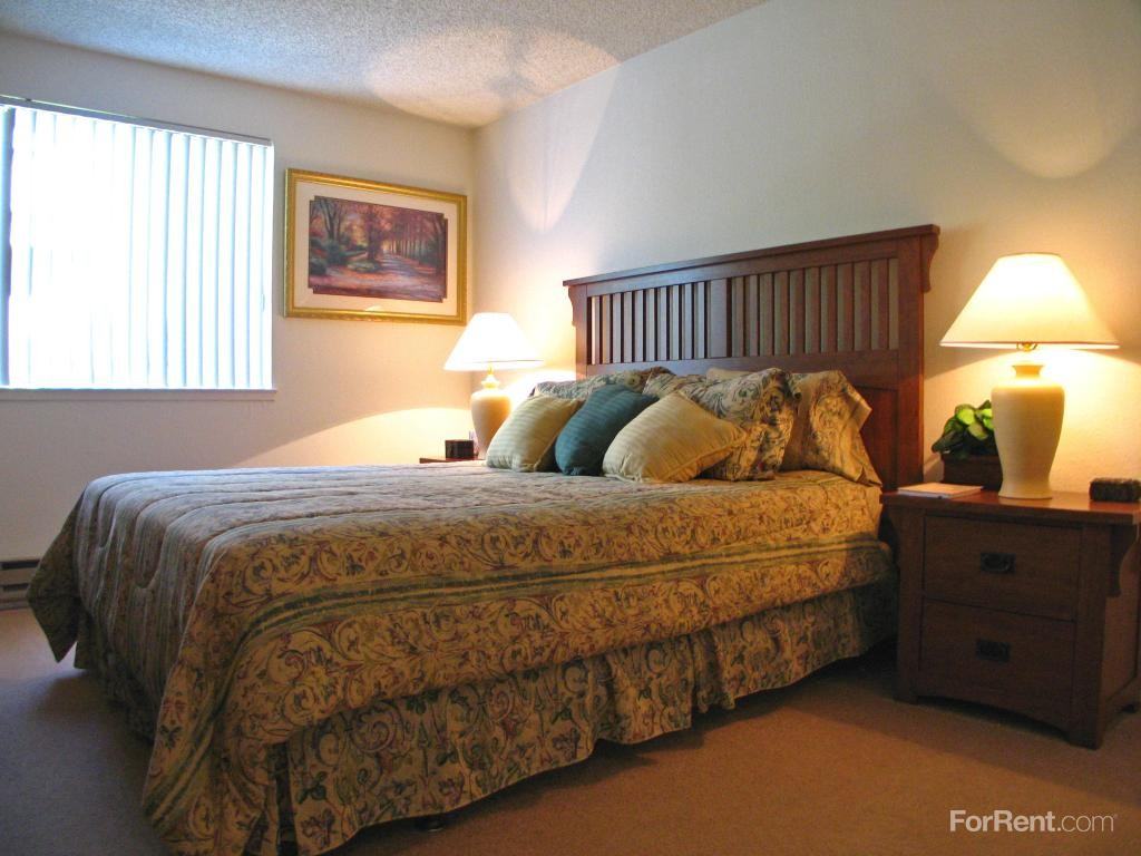 Country Club Villa - Photo 2 of 19
