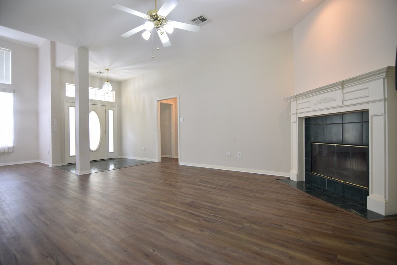 2412 Wilshire Dr - Photo 7 of 24