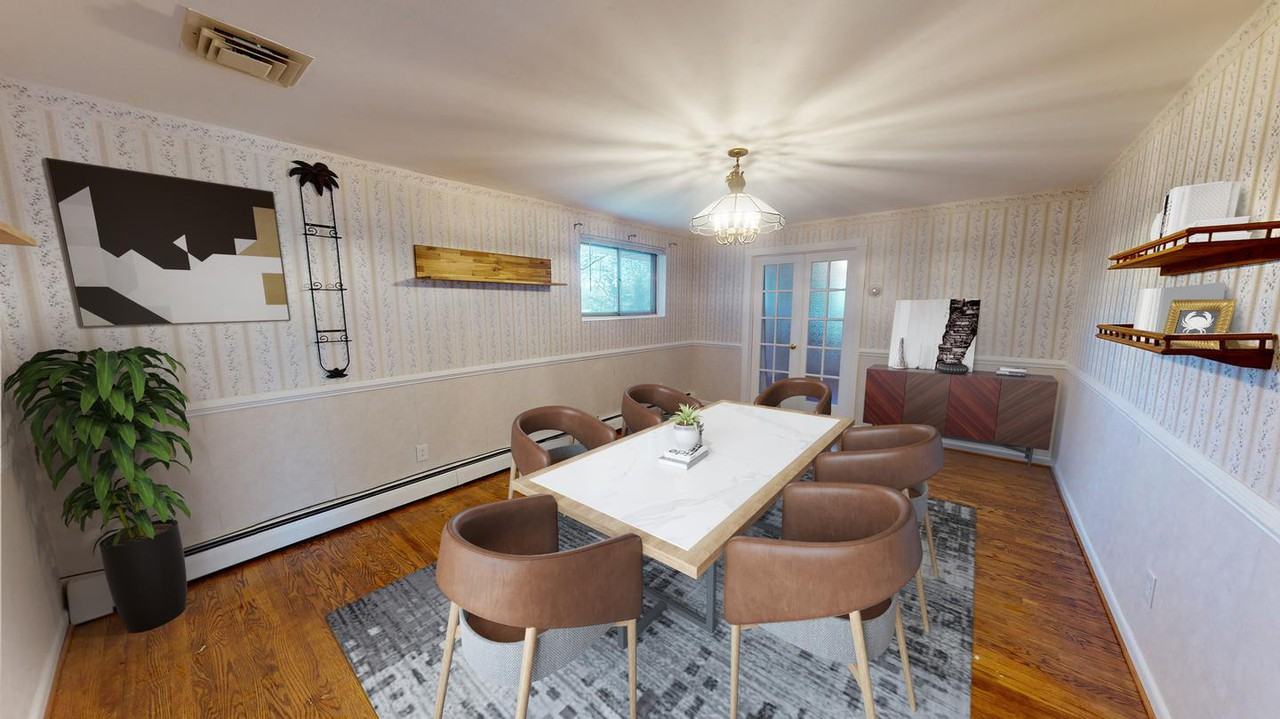 Stylishly updated Temple Hills home with large backyard - Photo 4 of 28