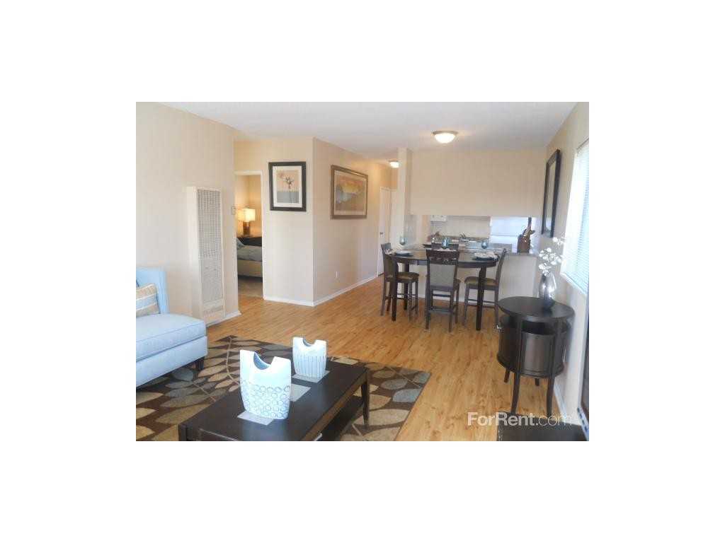 Park Parthenia - Photo 2 of 3