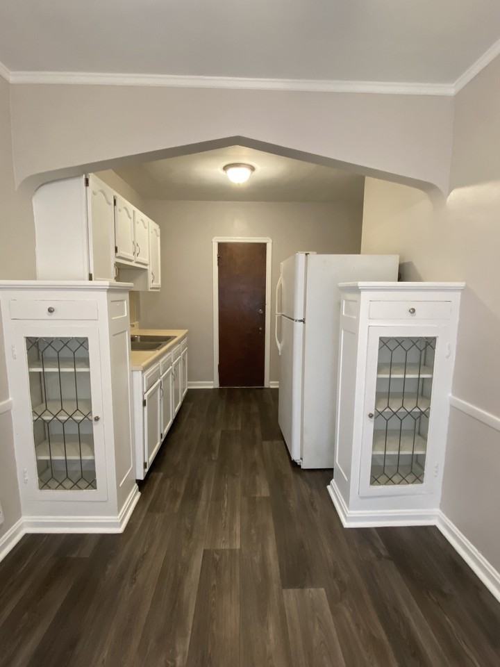 16414 Madison Avenue305 #305 - Photo 4 of 18