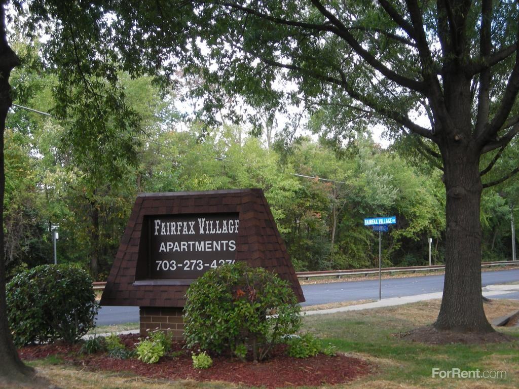 Fairfax Village Apts - Photo 2 of 9