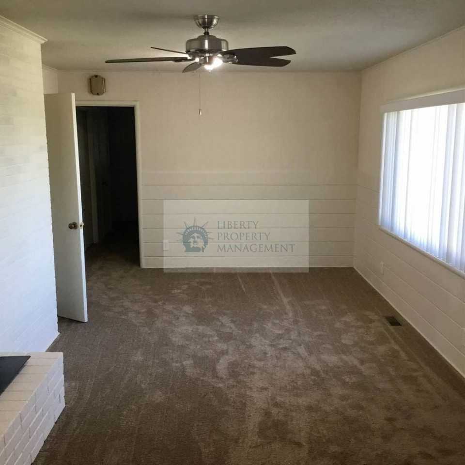 14371 E State Highway 120 - Photo 2 of 10