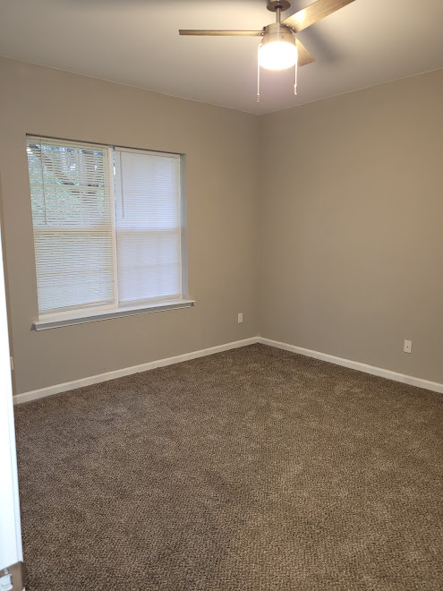 305 Coral Creek Ln - Photo 3 of 22