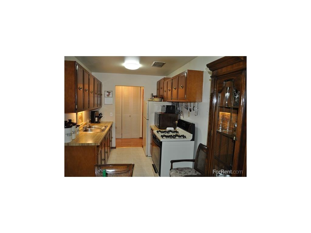 Douglas Terrace Apartments - Photo 2 of 10