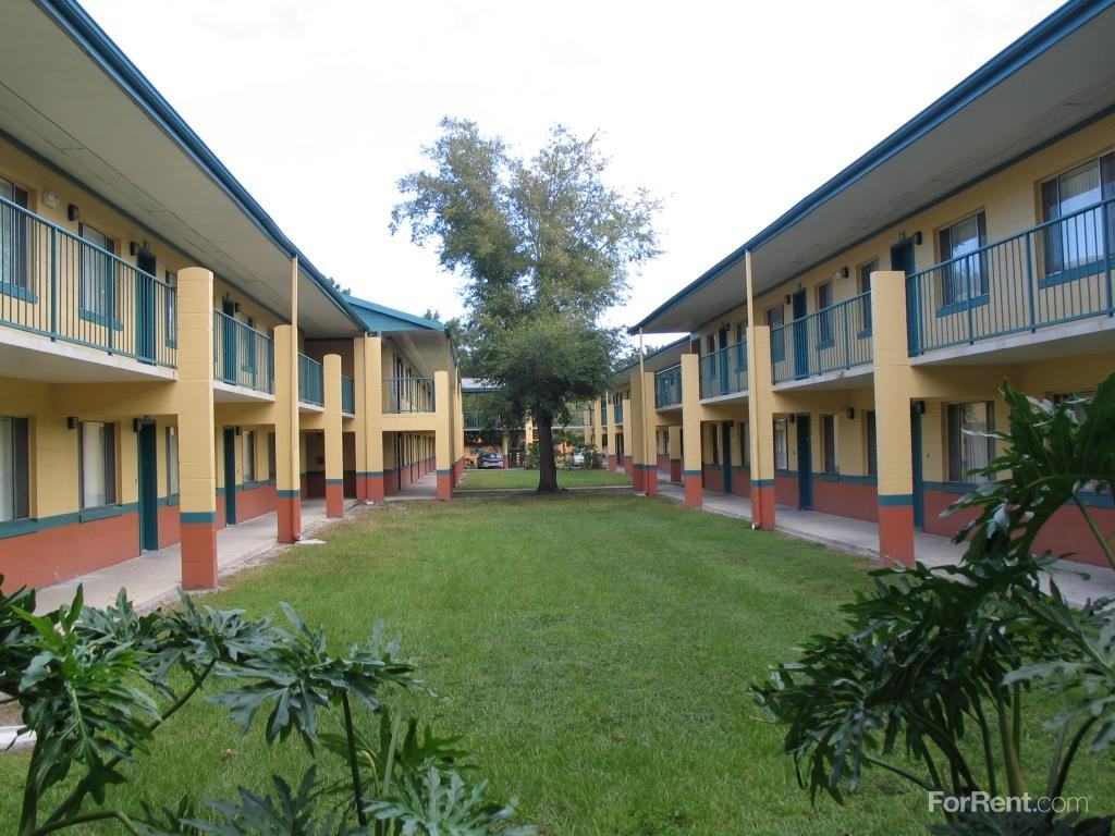 Boca Club - Photo 3 of 10