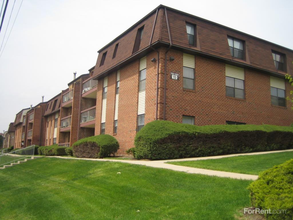 Hillside Gardens Apartments 1200 Sunnyview Oval, Woodbridge, NJ 08832