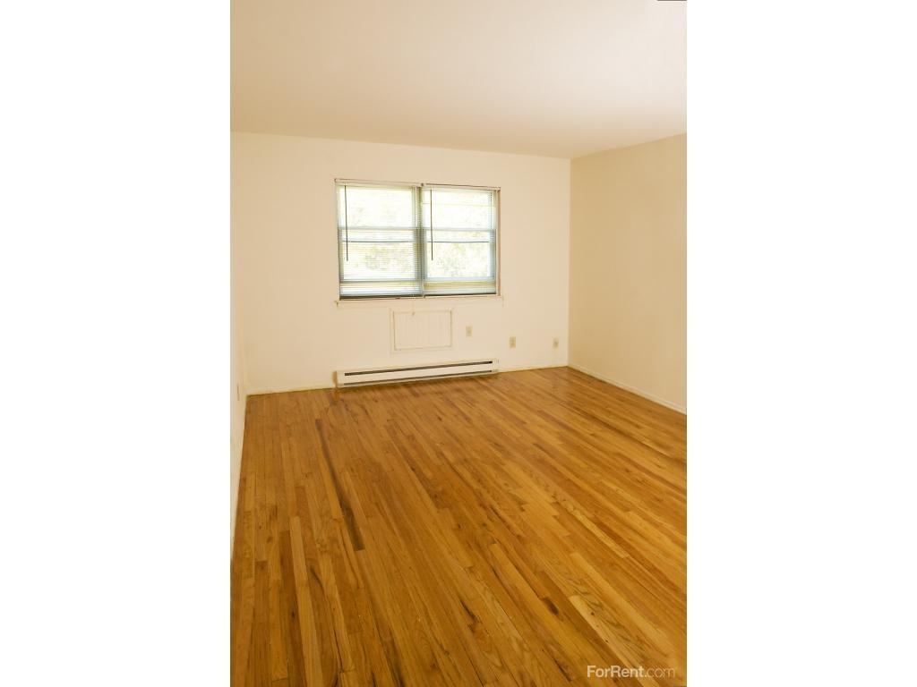 Finchley Gardens - Photo 2 of 6