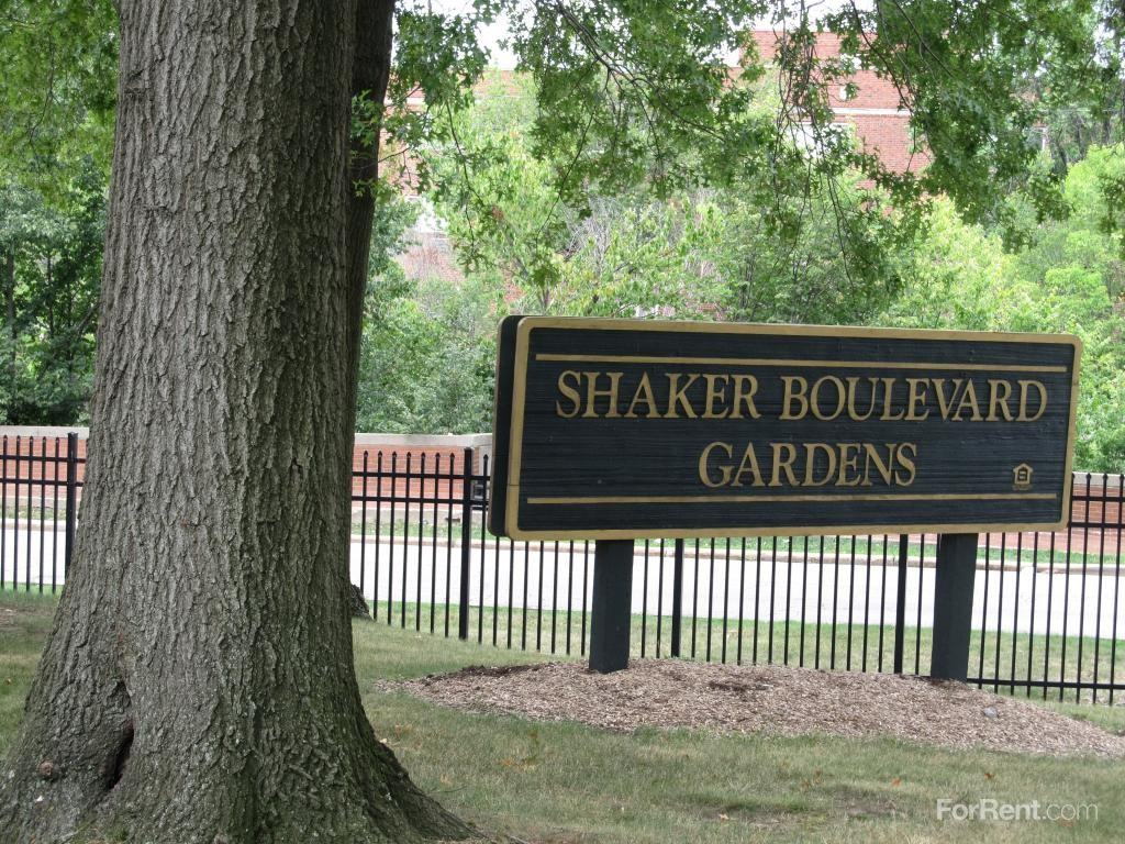 Shaker Boulevard Gardens - Photo 2 of 3