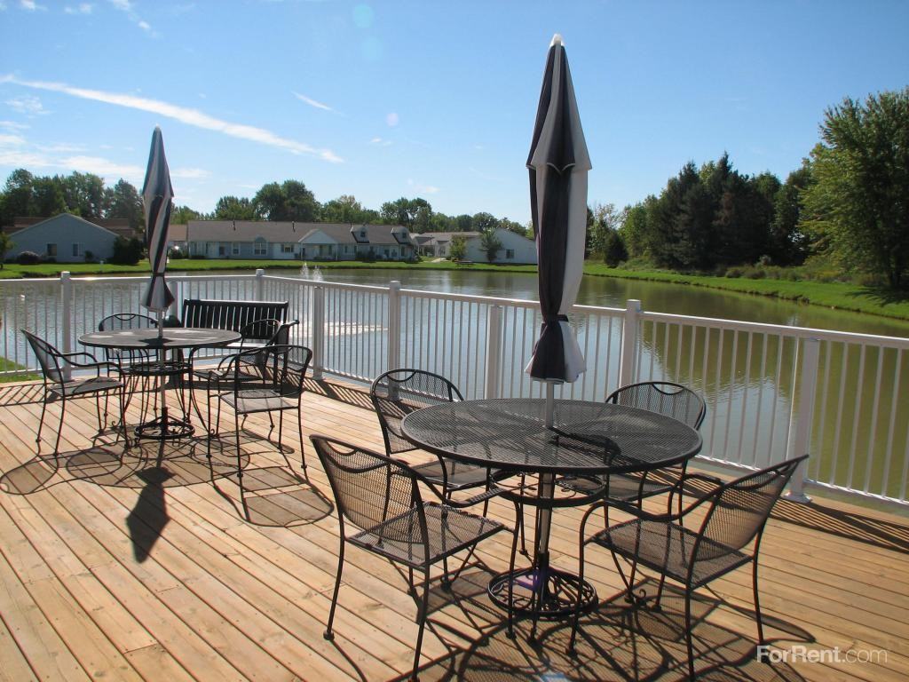 Lake Park Village Apartments - Photo 2 of 19