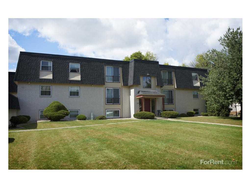 Central Park West & Le Chateau - Photo 2 of 19