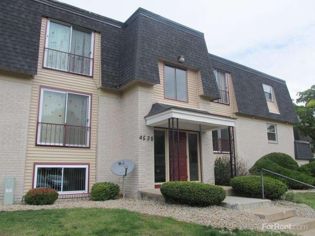 Central Park West & Le Chateau - Photo 3 of 19