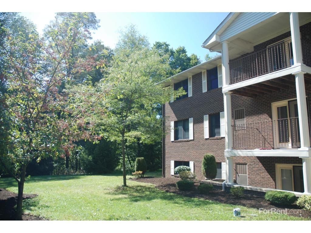 Winchester Woods - Photo 2 of 13