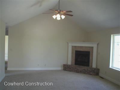 4427 Somerset Dr - Photo 2 of 7