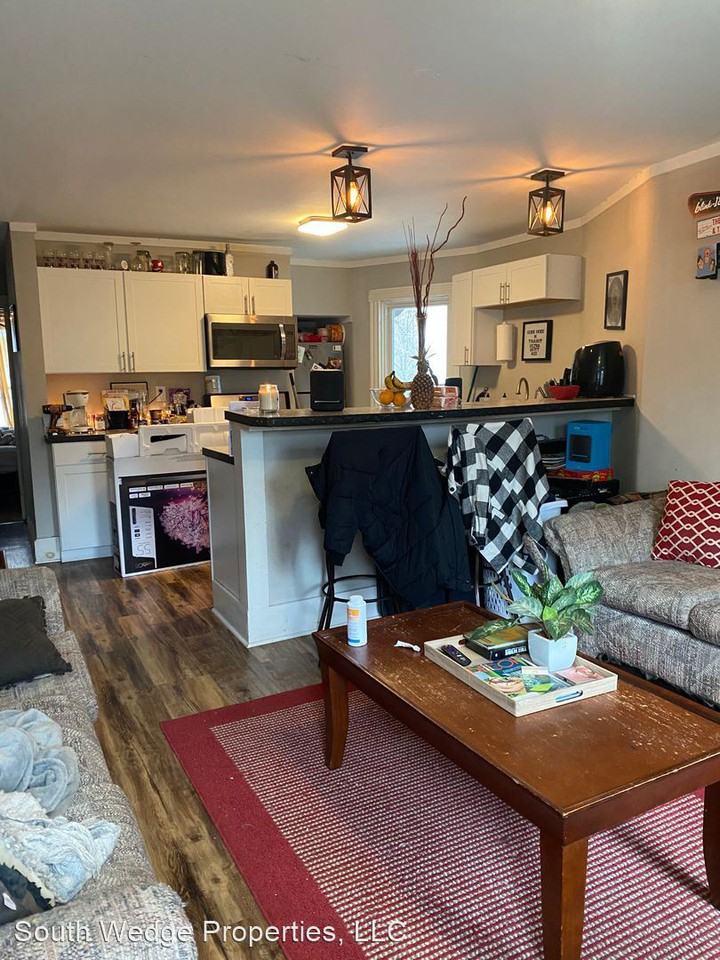 1086 S. Clinton Ave. - Photo 2 of 14