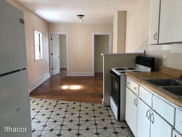 25-27 Greenbush St - Photo 2 of 8