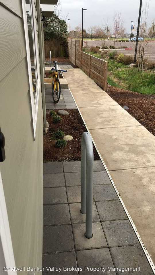 350 N 3rd Street - Photo 2 of 24