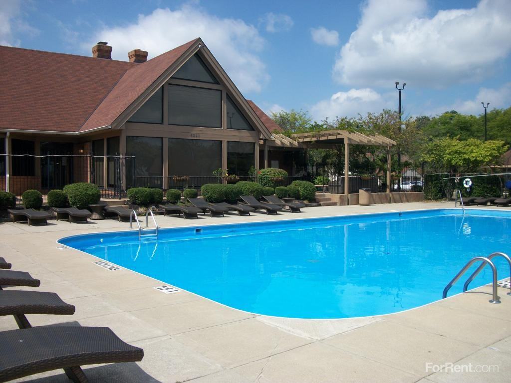 Lakeview Square Apartments 5211 Sawmill Rd, Columbus, OH 43017 Zumper