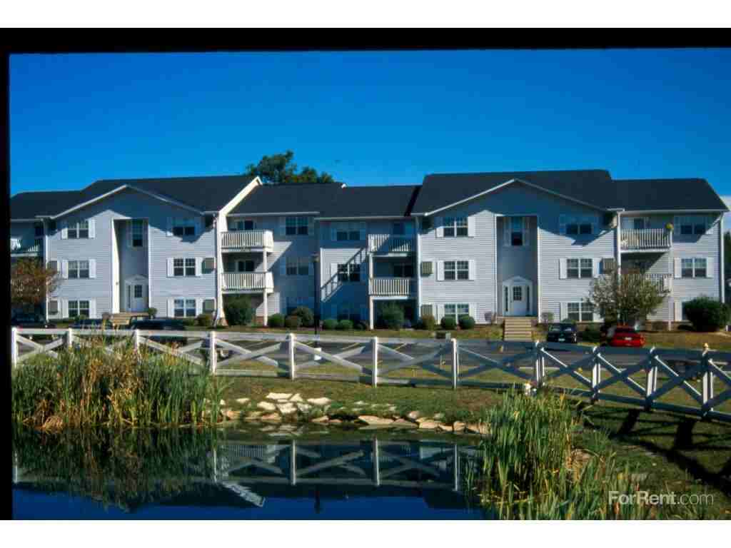 Fairway Park Apartments - Photo 2 of 17