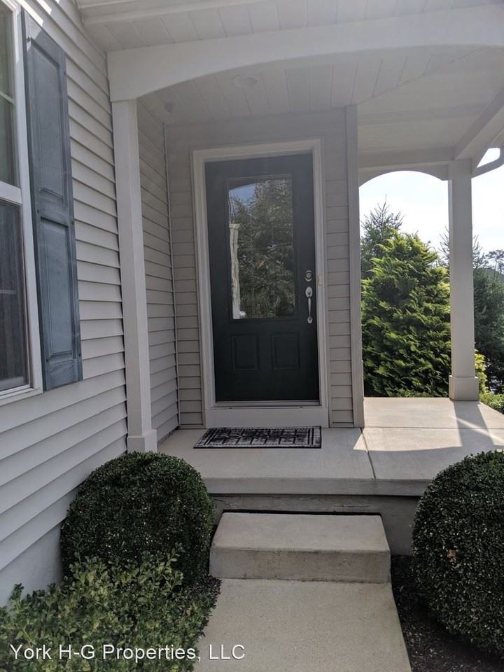 1 Rebecca Dr - Photo 2 of 14