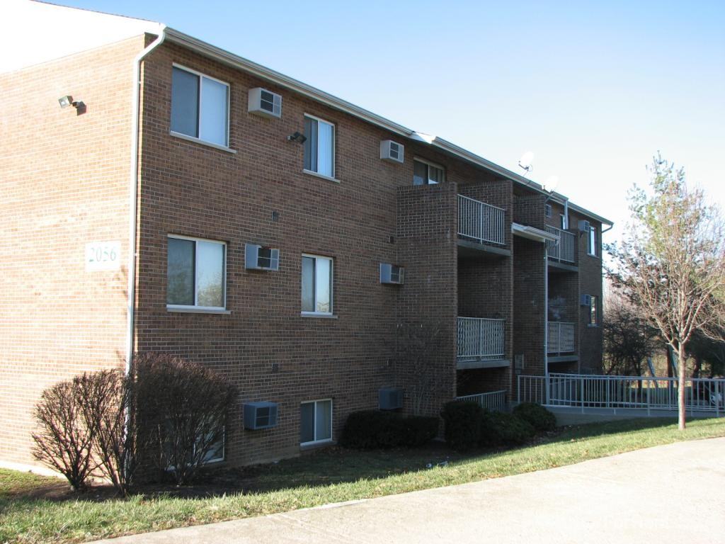 Twin Quail Apts. - Photo 3 of 3