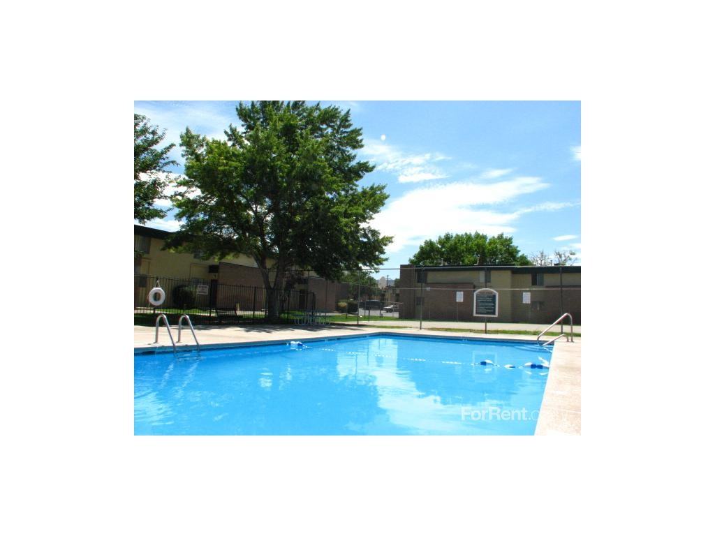 Manzano Vista Apts - Photo 3 of 19