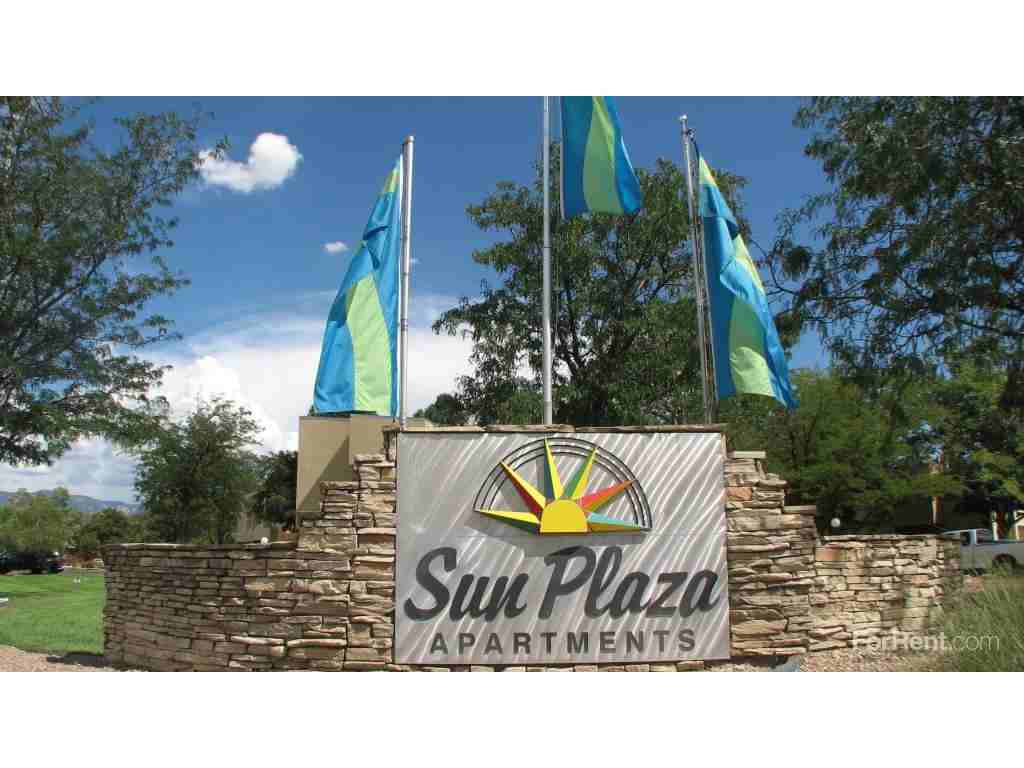 Sun Plaza Apts - Photo 3 of 20