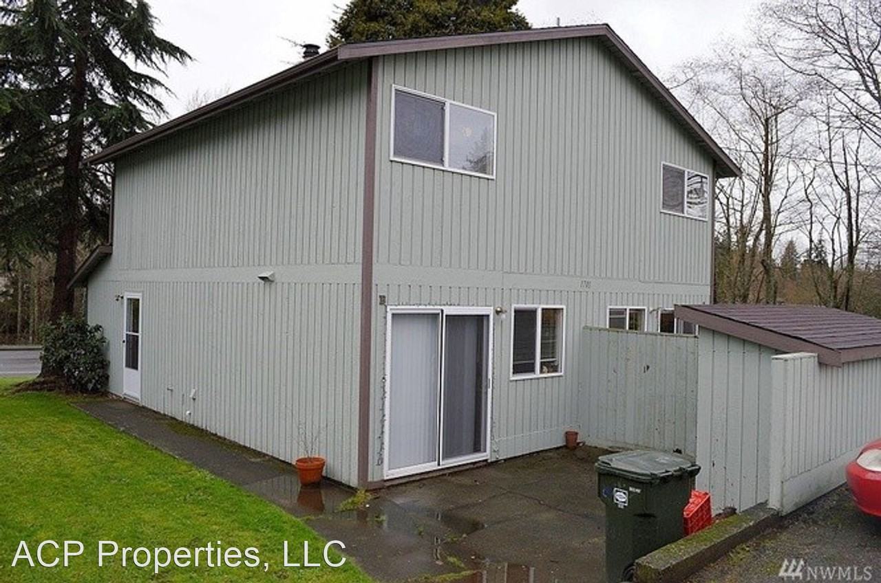 1701 Cowgill Ave - Photo 2 of 17