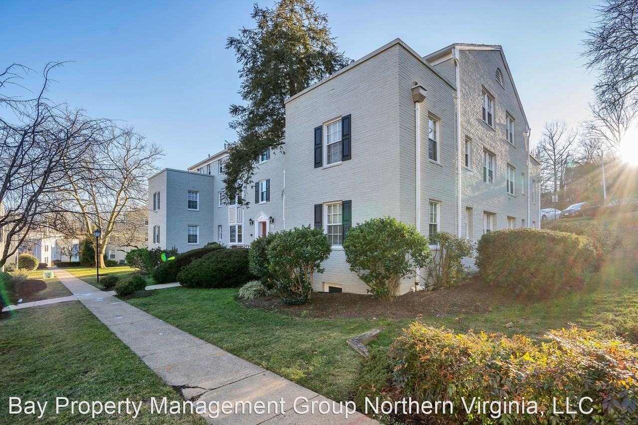 810 S Arlington Mill Dr #304 - Photo 2 of 20