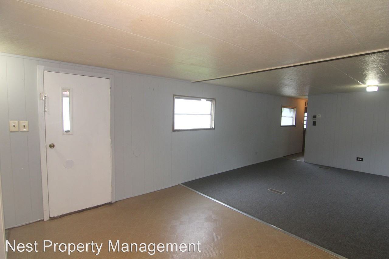 115 W Elm St - Photo 2 of 14