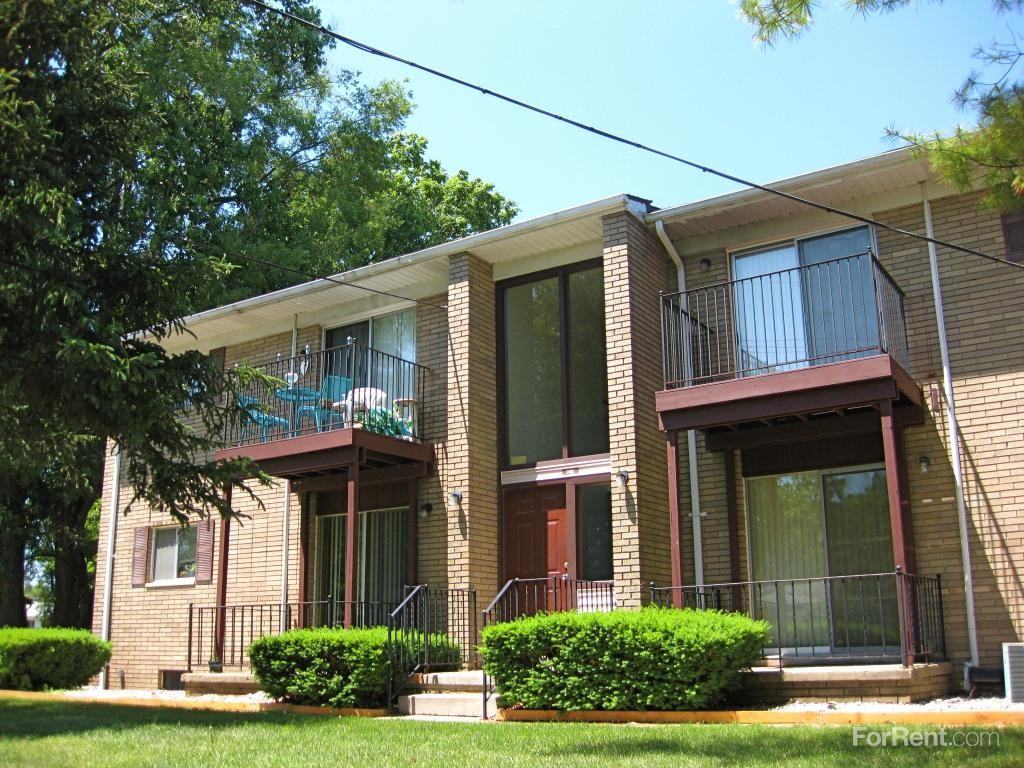 Hawk Lake Apartments - Photo 2 of 17