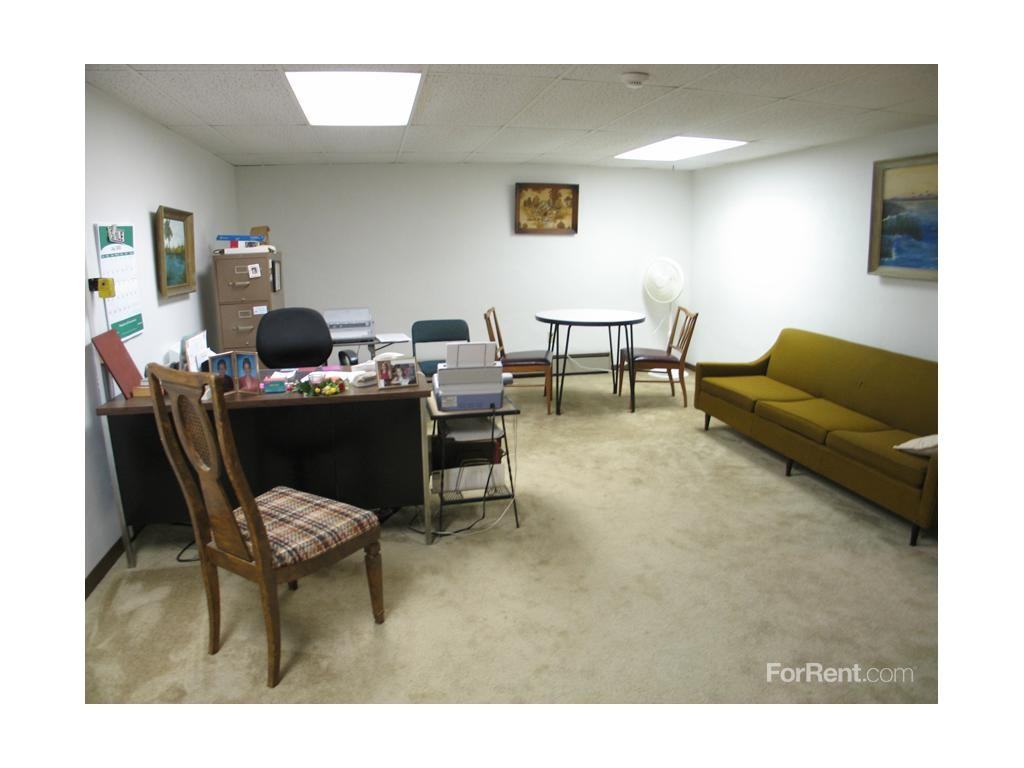 Byre Mor Court Apartments - Photo 2 of 10