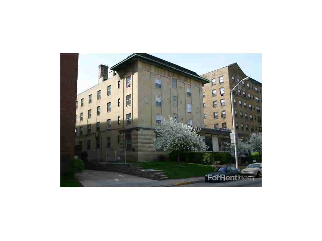 Hampshire Hall Apartments - Photo 2 of 2