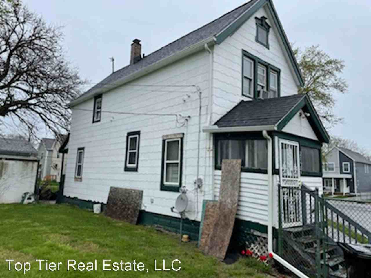 2868 E 72nd St - Photo 2 of 14