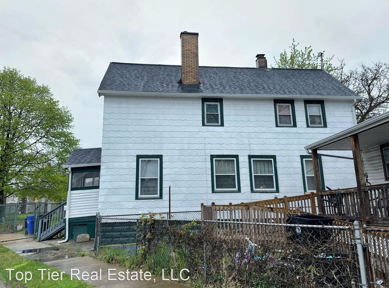 2868 E 72nd St - Photo 3 of 14