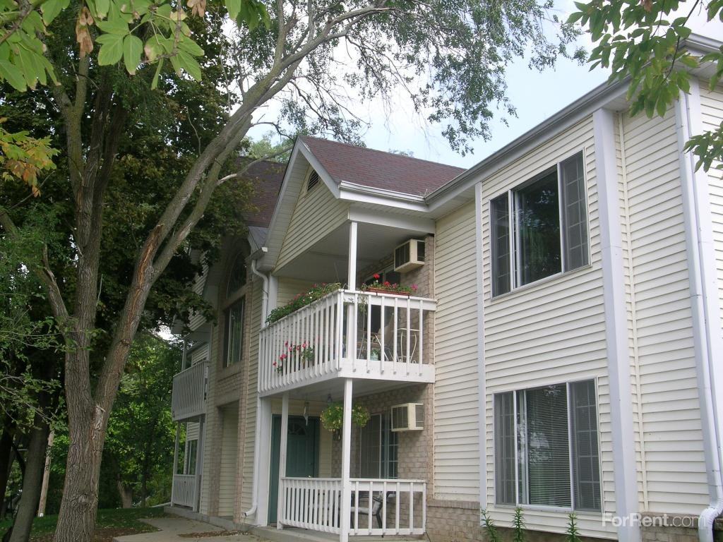 Oakton Beach - Photo 2 of 2