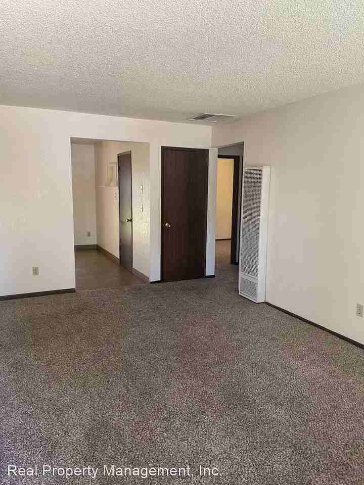 2010 Spruce Cir - Photo 3 of 17
