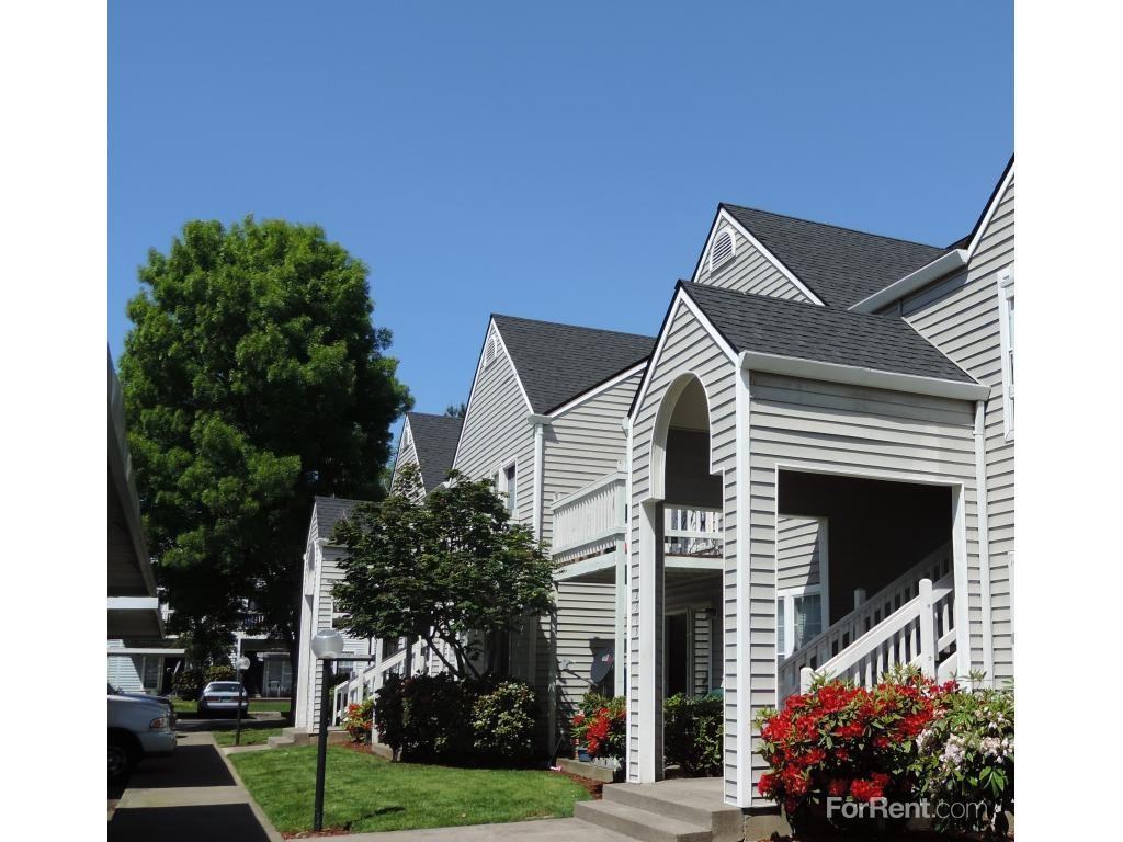 Lancaster Commons - Photo 2 of 20