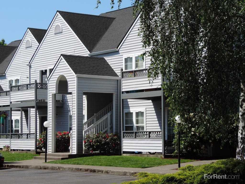 Lancaster Commons - Photo 3 of 20