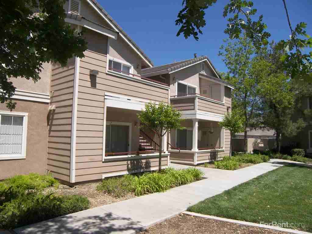 Terracina at Wildhorse - Photo 2 of 8