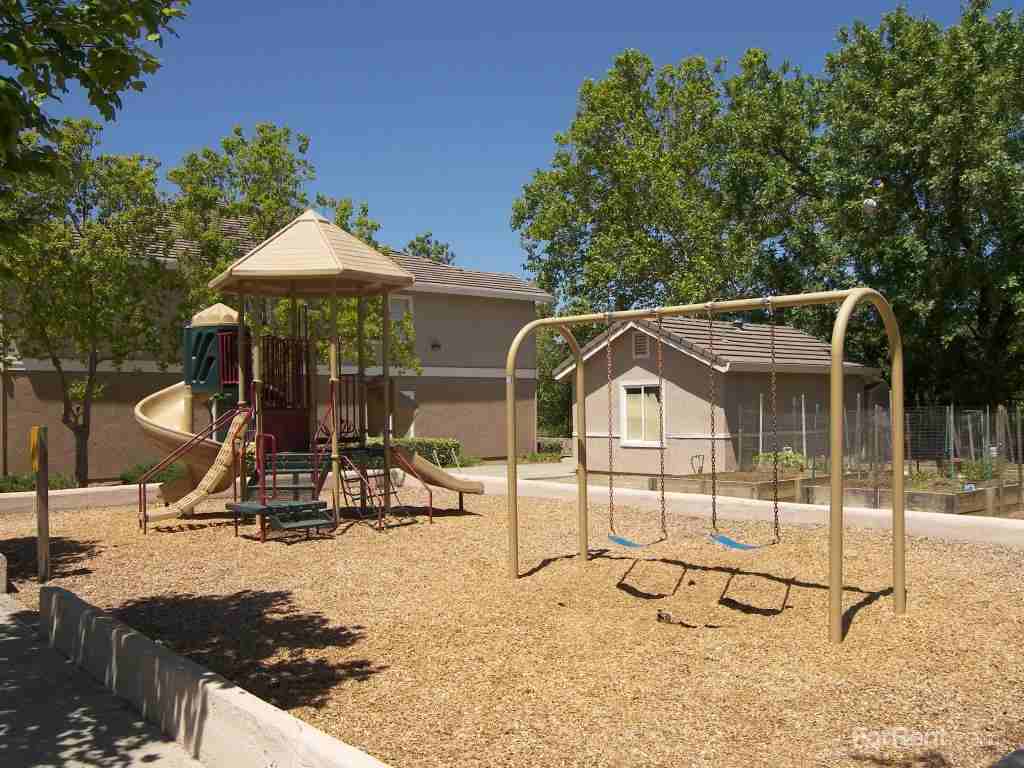 Terracina at Wildhorse - Photo 3 of 8