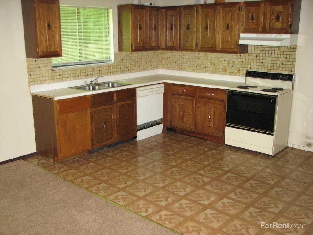Seven Hills Forest Condominiums - Photo 2 of 3