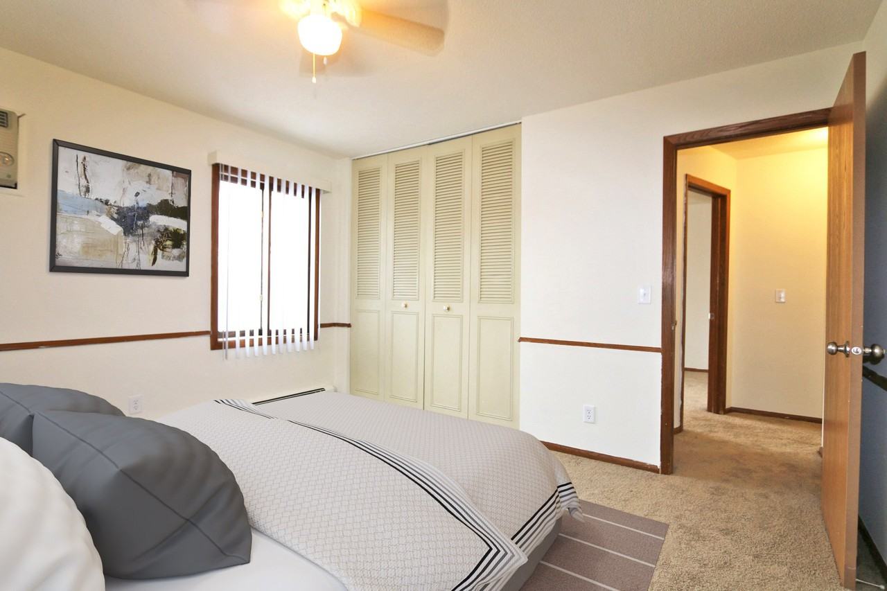 Apache Manor Apartments - Photo 6 of 45