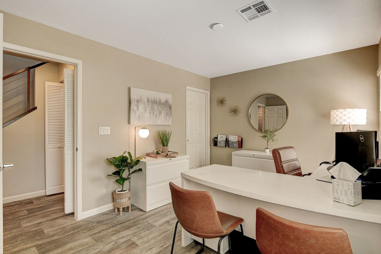 Habitat @ DTLV - Photo 2 of 50