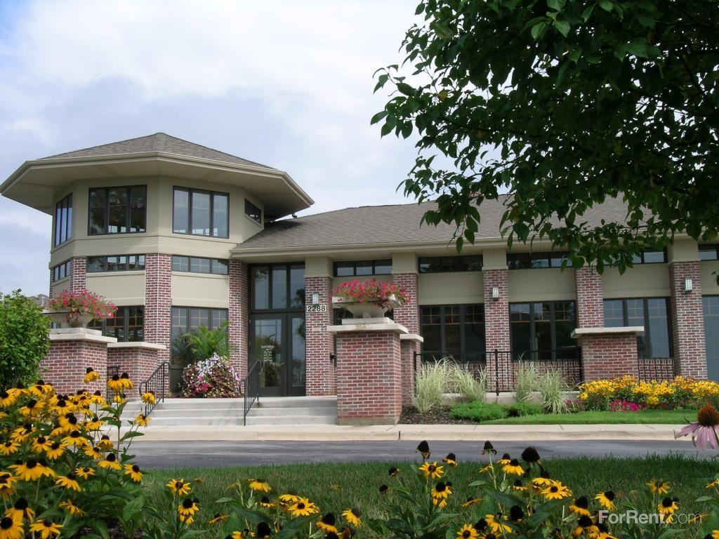 Butterfield Oaks Apartments - Photo 2 of 3