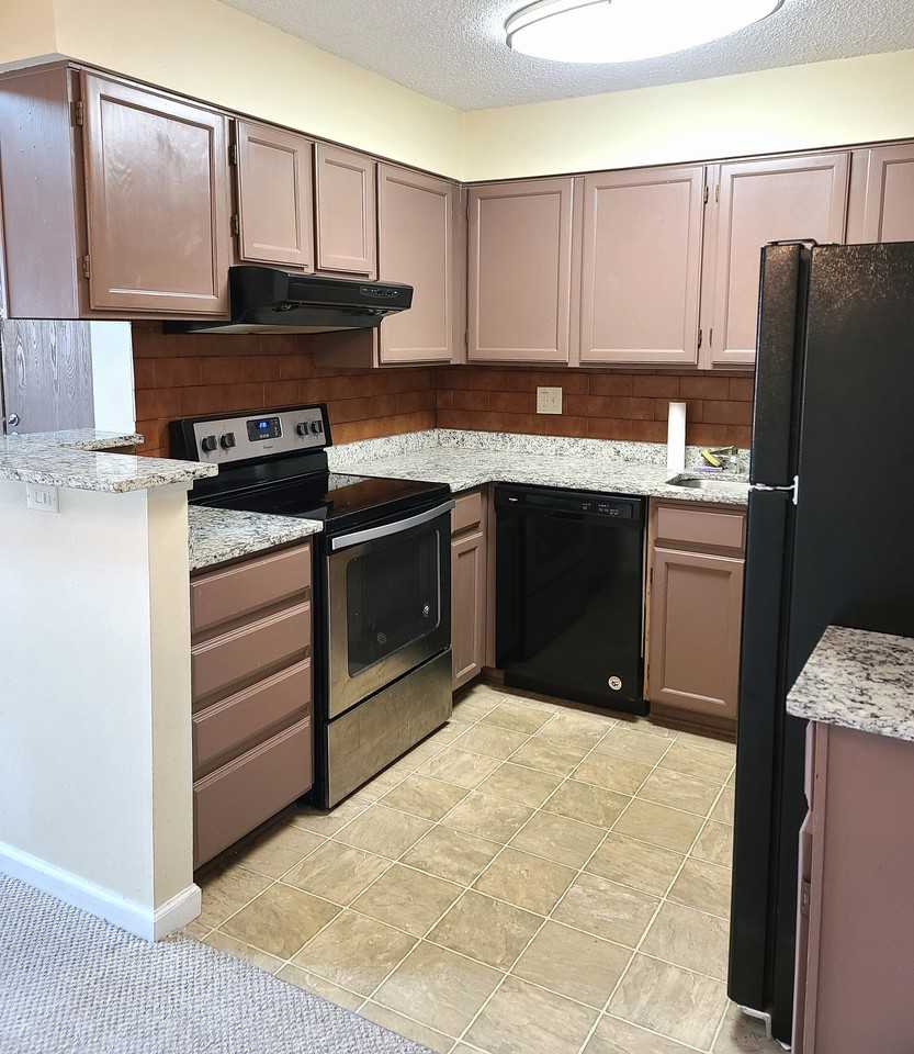 12071 E Harvard Ave #202 - Photo 3 of 18