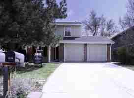 featured image of 8298 South Syracuse Court