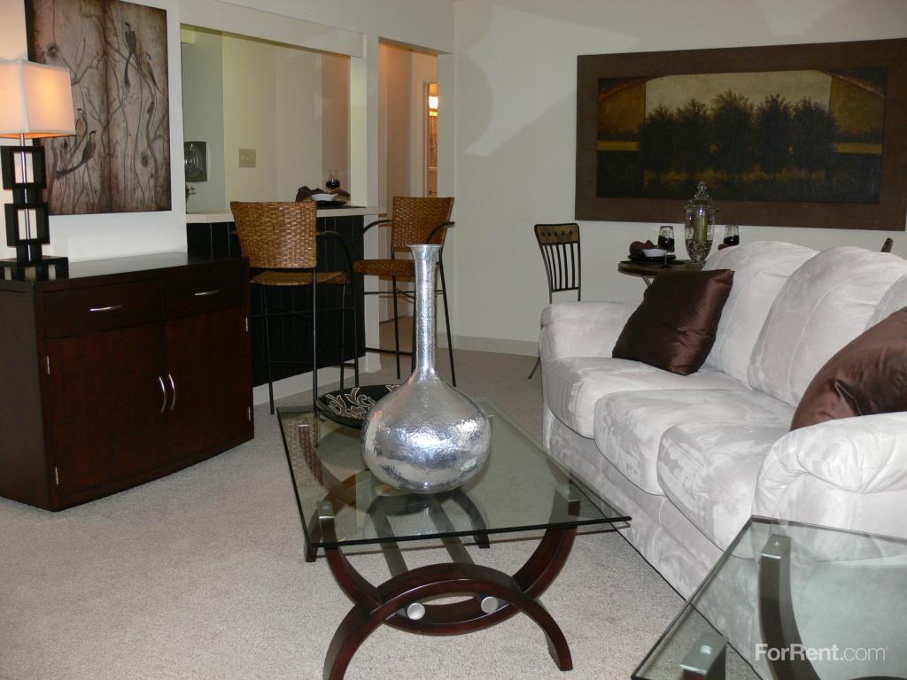 Cedarwood Manor - Photo 3 of 19