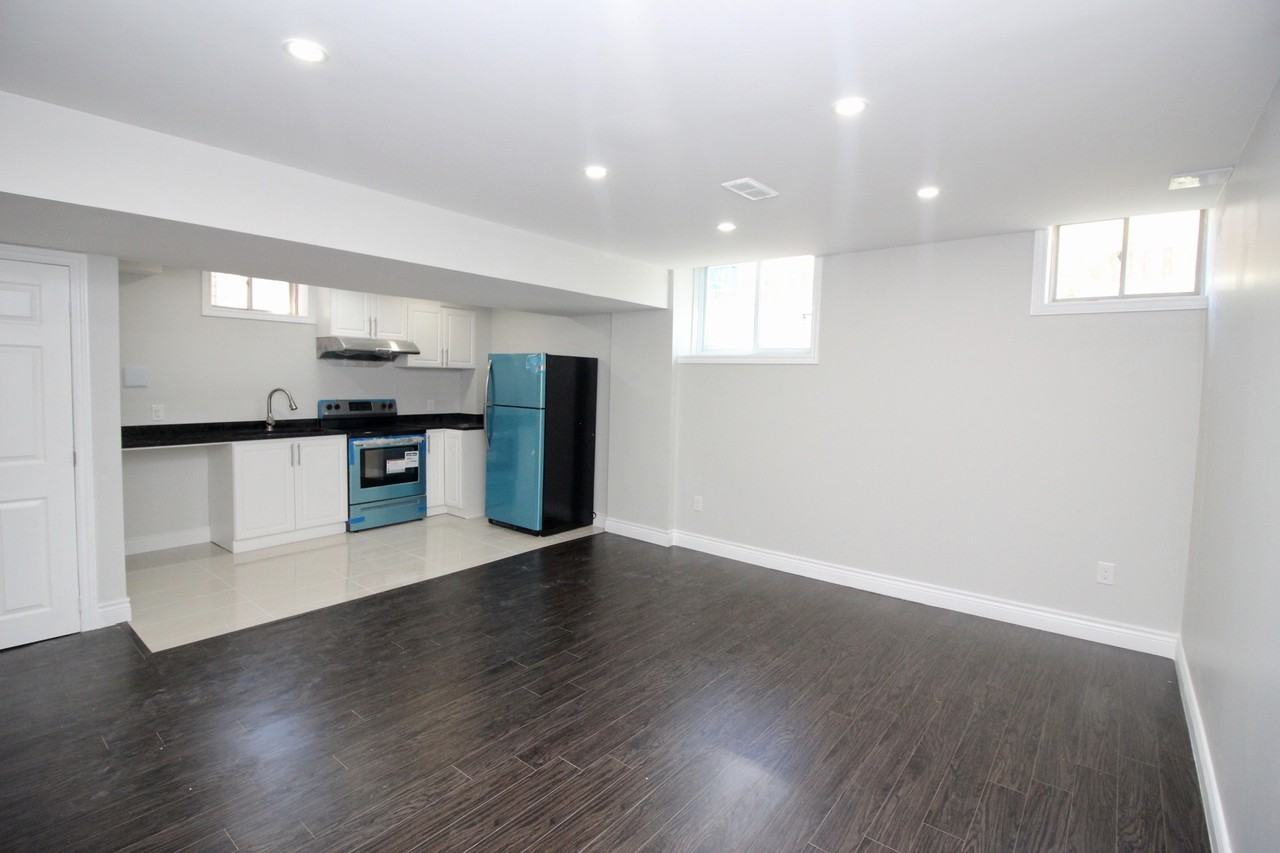 7861 Hoptree Rd Bsmt #2 - Photo 4 of 14