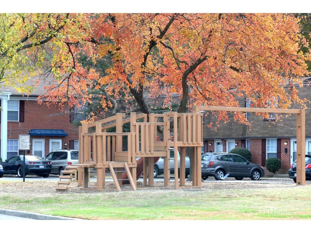 Liberty Point Townhomes - Photo 3 of 5